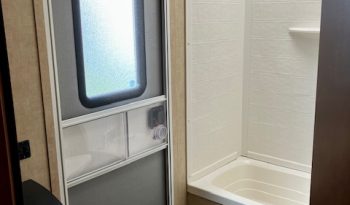 2013 Shasta 27BH – Dbl Bunks/No Slide