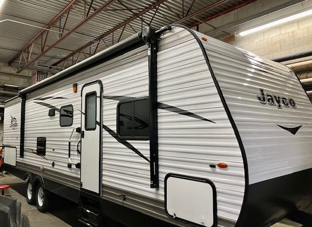2017 Jayco 284BHSW – Slide/Oversized Dbl Bunks/Outdoor Kitchen