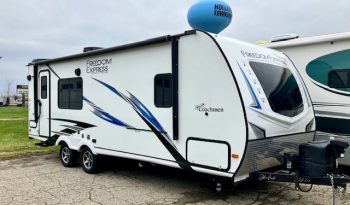 2021 Coachmen Freedom Express Ultra Lite 246 RKS – No Bunks + Slide