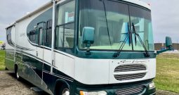 2003 Gulf Stream Sun Voyager Motorhome – 2 Slide Outs