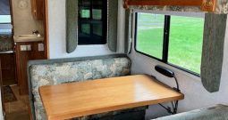 2003 Gulf Stream Sun Voyager Motorhome – 2 Slide Outs