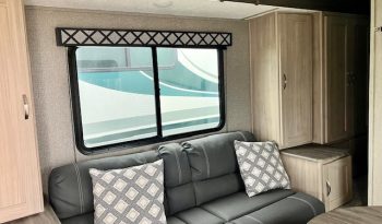 2021 Coachmen Freedom Express Ultra Lite 246 RKS – No Bunks + Slide