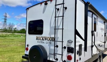 2021 Rockwood Ultra-Lite 2608BS – Dbl Slide/No Bunks