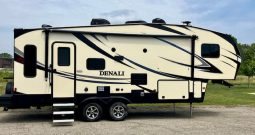 2017 DUTCHMEN DENALI LITE – 2445RL FIFTH WHEEL