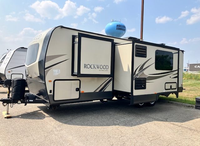 2019 Rockwood 2609WS – Two Slide Outs + Outdoor Kitchen