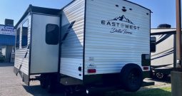 2022 East to West Della Terra 261RB w/Slide & King Bed